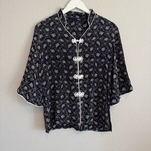 100% Silk Crepe de Chine Mandarin‎ Collar Blouse - Navy Floral Coquette